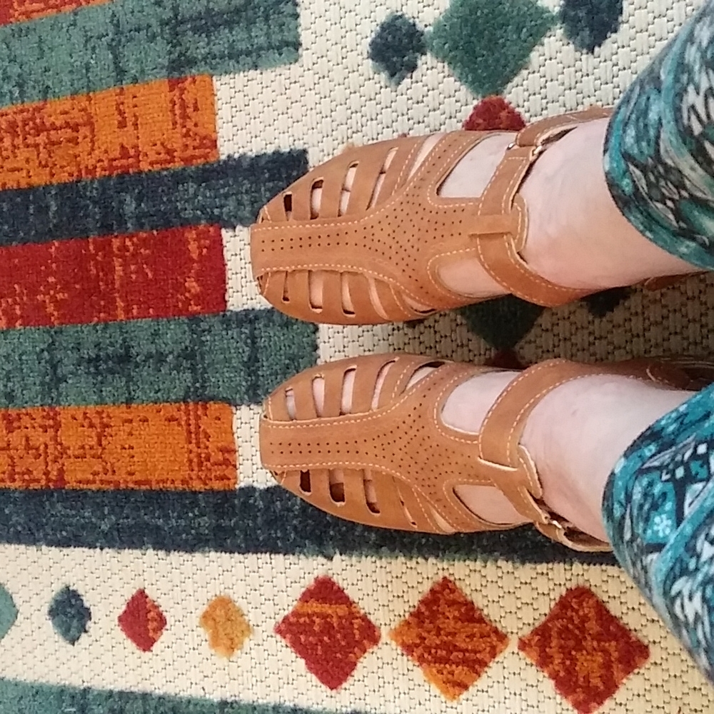 Women's shoes